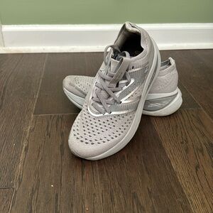 New balance supercomp 1